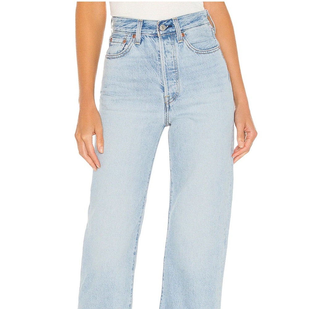 Levi’s ribcage straight leg ankle jeans